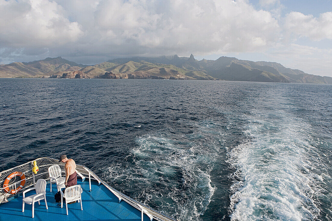 The passengers. Cruise on Aranui III, cargo and passenger vessel, delivering goods to Marquesas and Tuamotus islands from Tahiti and picking coprah, fruits and fishes on her way back. Marquesas archipelago. French Polynesia
