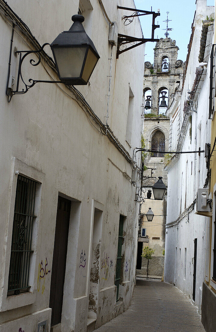 Horno street and tower of San Marcos church in background. Jerez de la Frontera. Cádiz province. Spain