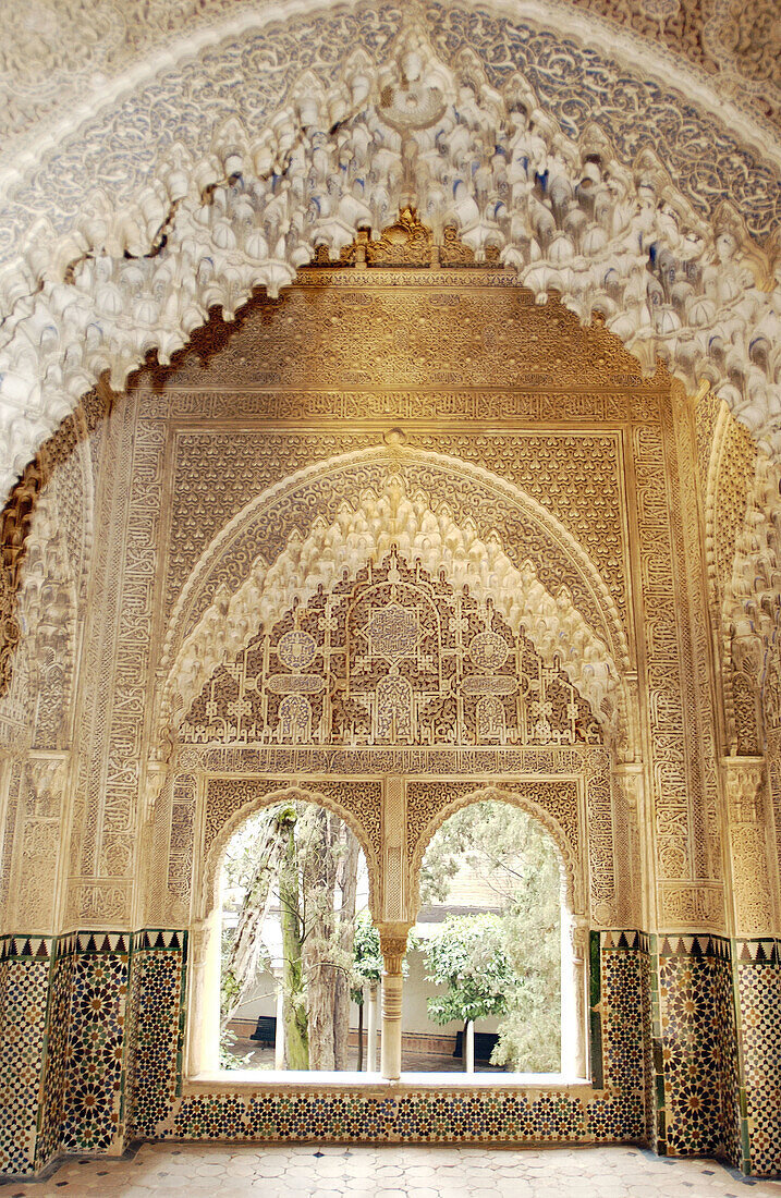 Balkon von Daraxa, Sala de los Ajineces, Alhambra. Granada. Spanien