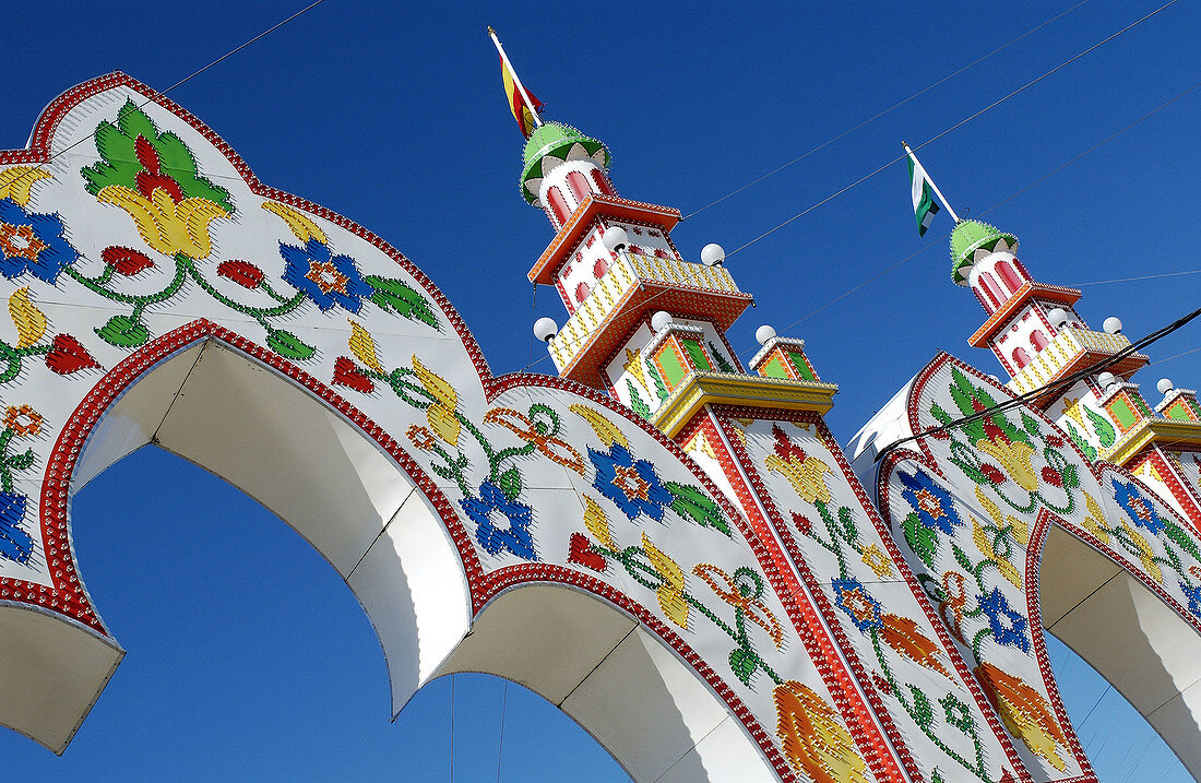 Arches, Eingang zum Karnevalsviertel. Puerto de Santa María. Provinz Cádiz. Spanien