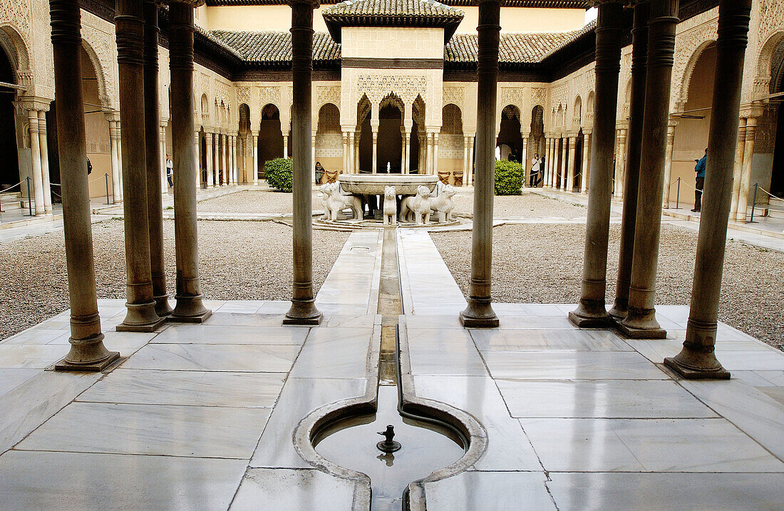 Innenhof der Löwen, Alhambra. Granada. Spanien