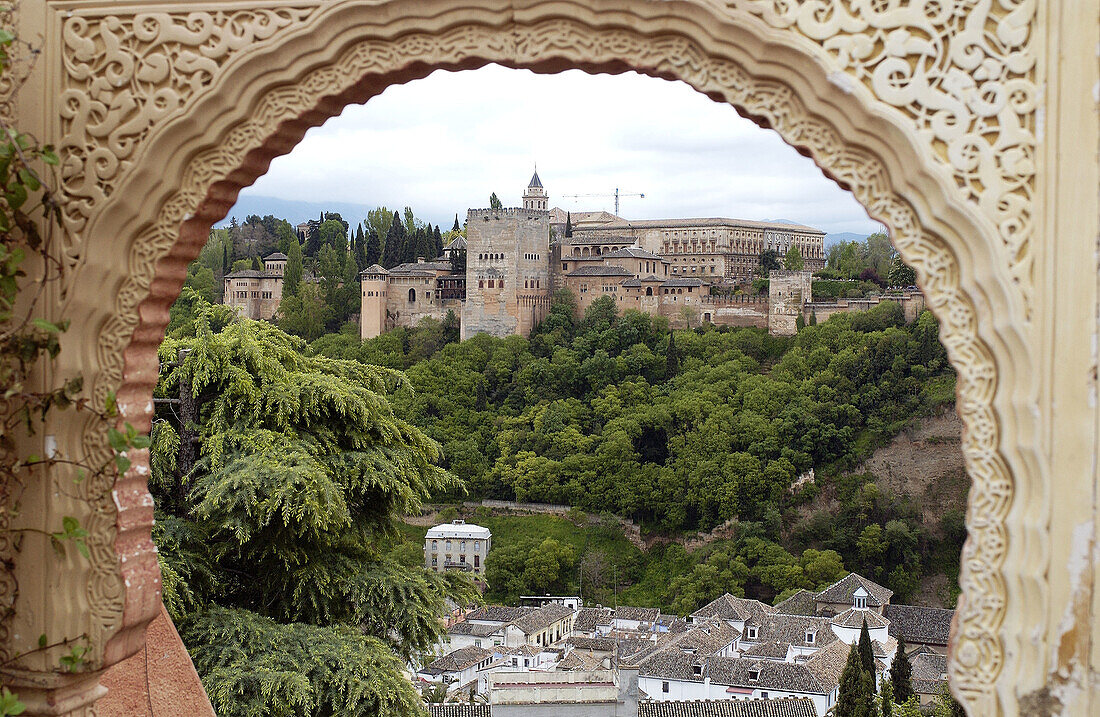 Alhambra und das Viertel Albaicín. Granada. Spanien