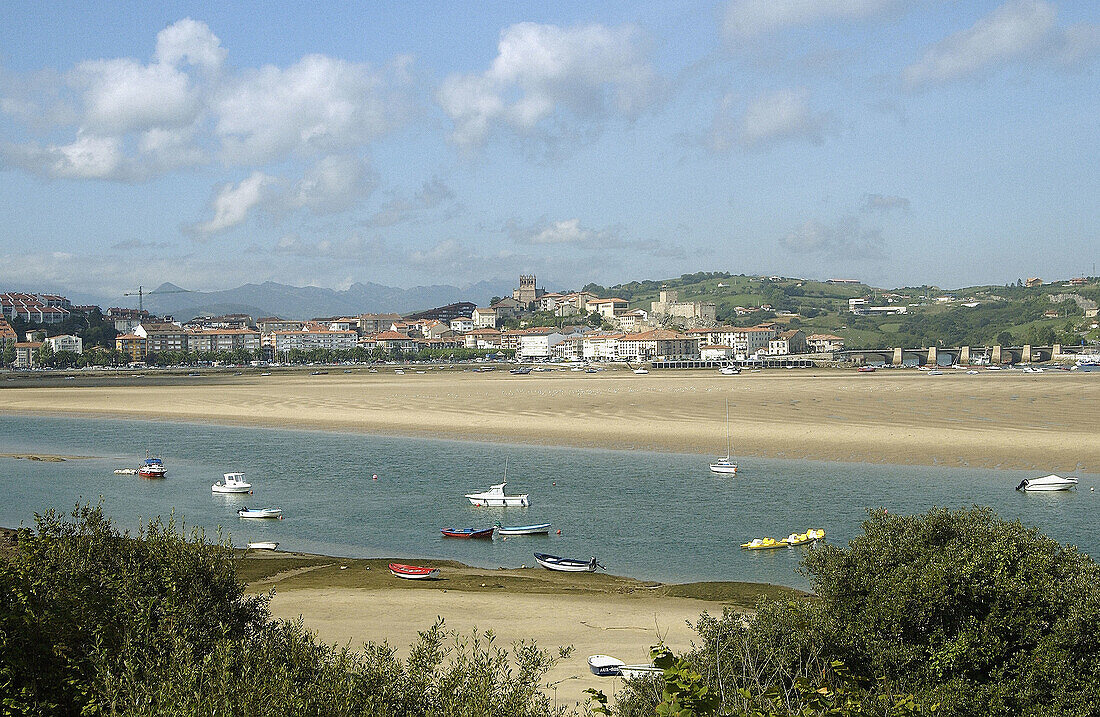 Ría de San Vicente. Parque Natural de Oyambre. San Vicente de la Barquera. Cantabria. Spain