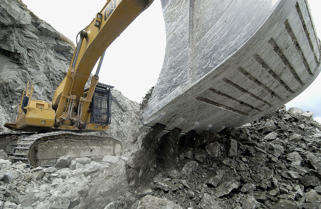 Marl extraction at quarry for cement plant