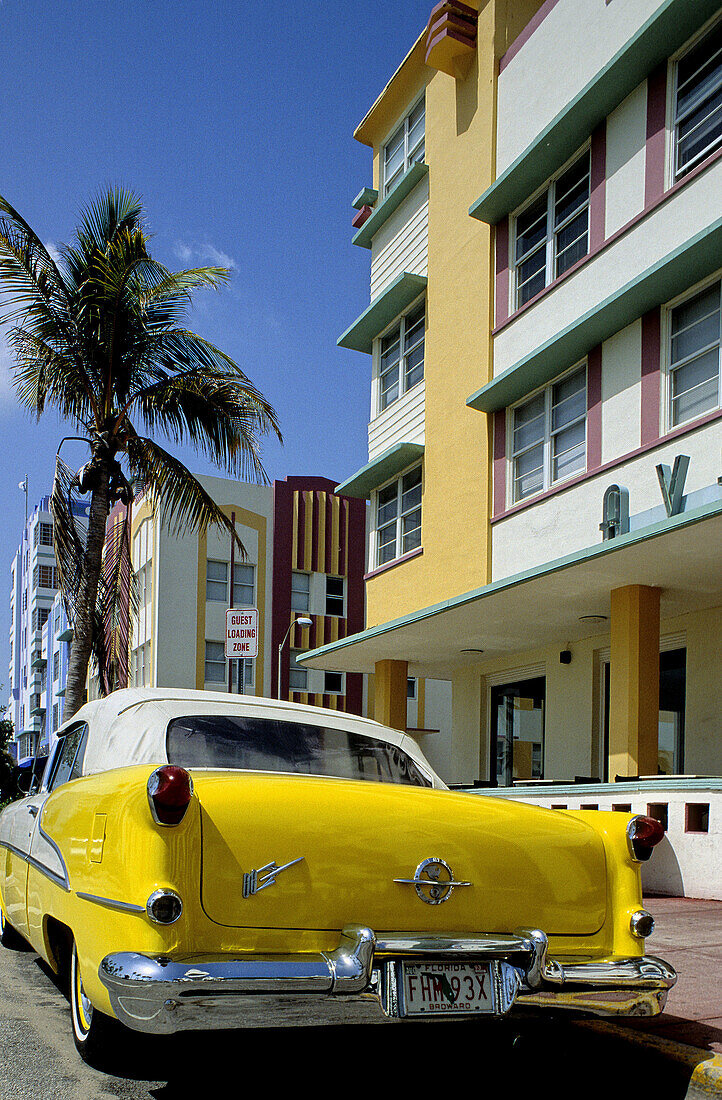 Ocean Drive in the Art Deco district. Miami Beach, Florida. USA.