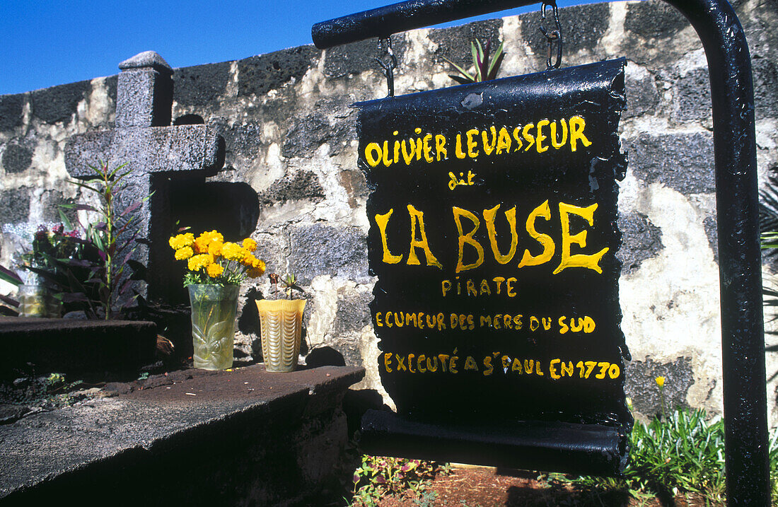 Saint-Paul most ancient cemetery in Réunion. France