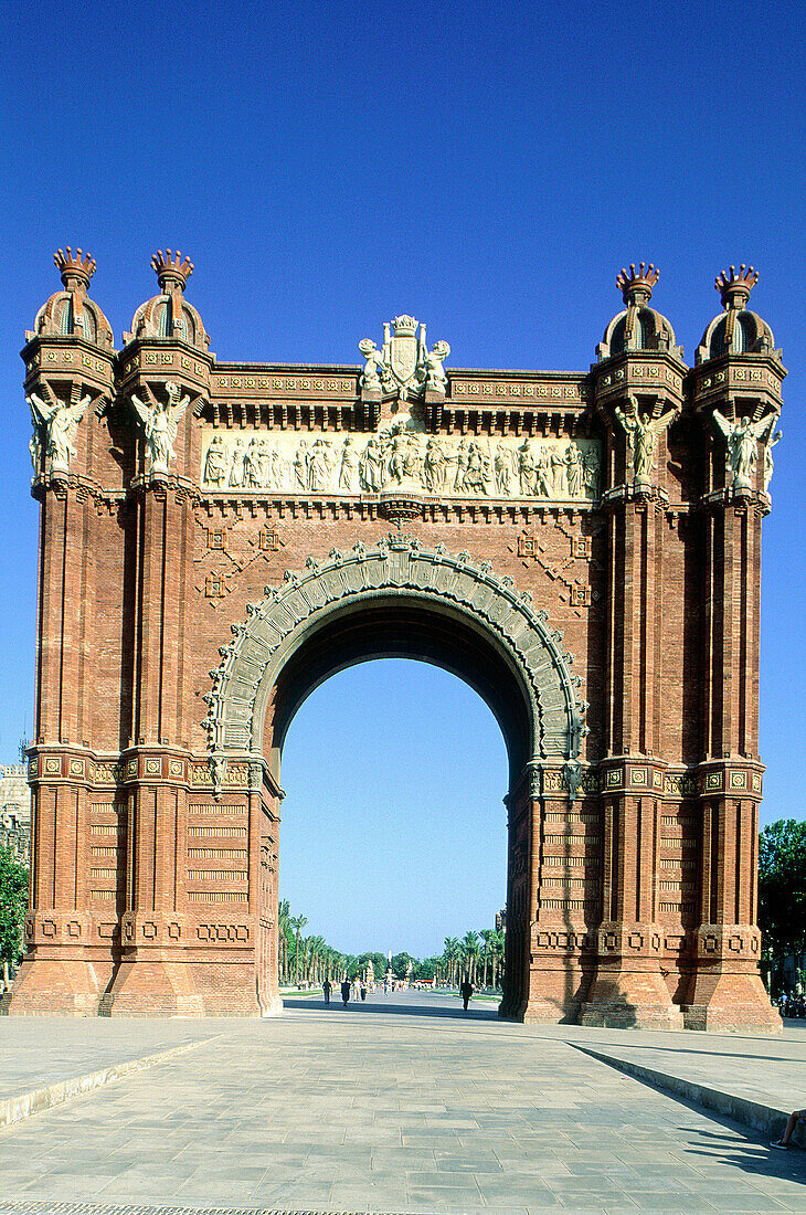 Triumphal Arch. Barcelona. Spain
