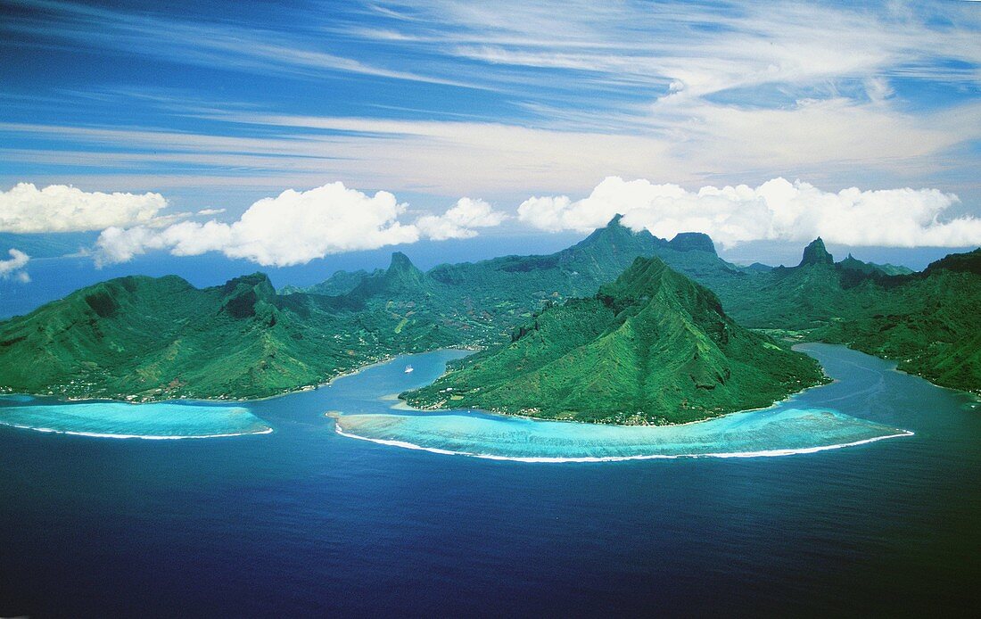 Aerial of Cook s Bay and opunohu bay. Moorea Island. French Polynesia
