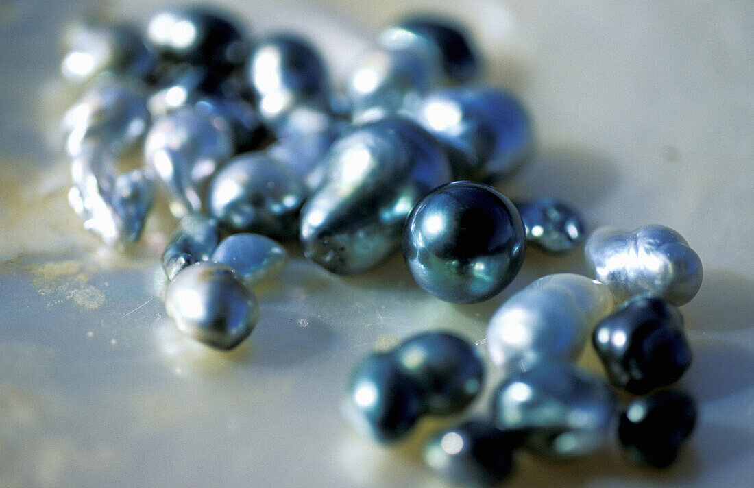 Non well formed pearls from farm. Tuamotu Islands. French Polynesia