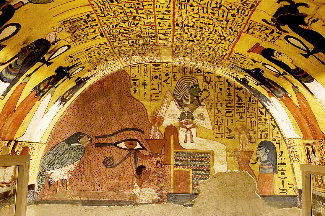 Mural paintings in the Tomb of Peshedu, Deir el-Medineh. Valley of the Nobles, Luxor West Bank. Egypt