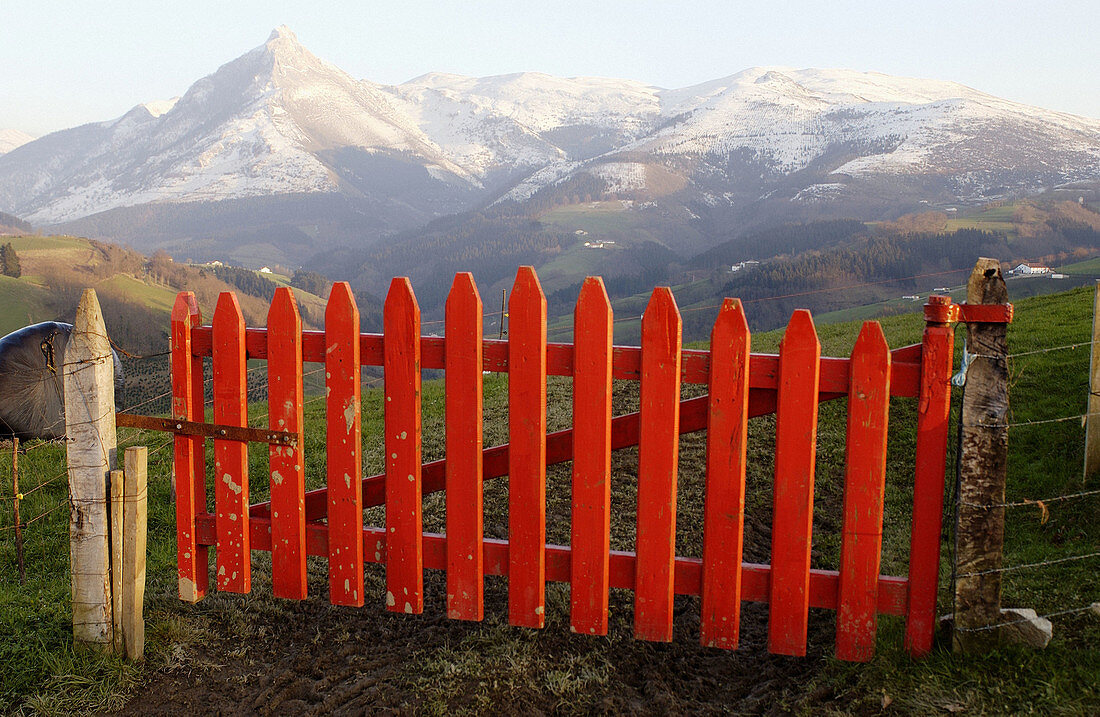 Monte Txindoki, Sierra de Aralar, Zaldibia, Guipúzcoa, Spain