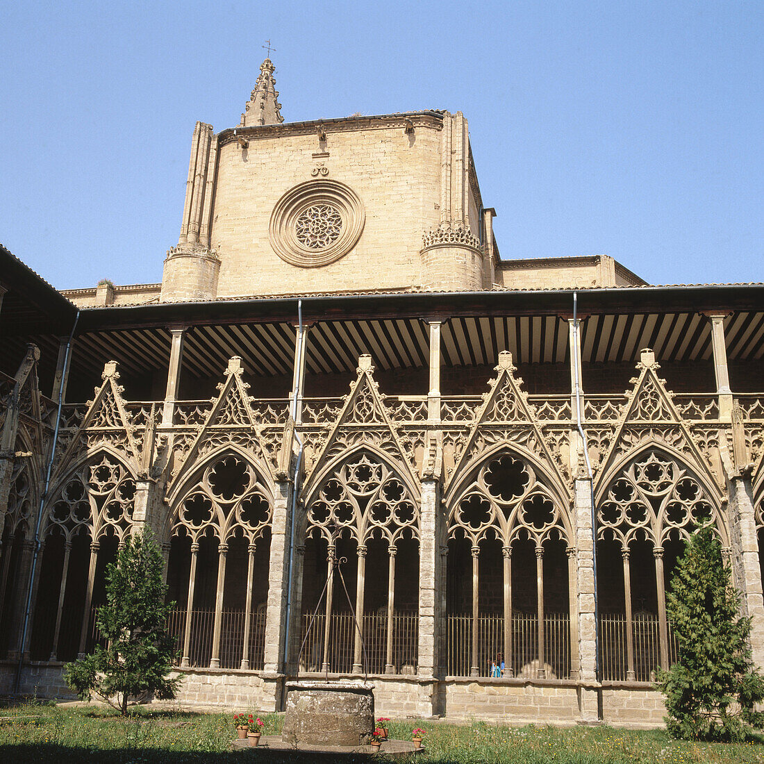 Cloister, Cathedral, Pamplona, Navarre, Spain