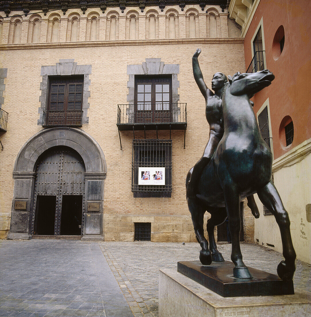 Museum Pablo Gargallo. Argillo-Palast, Zaragoza, Aragonien, Spanien