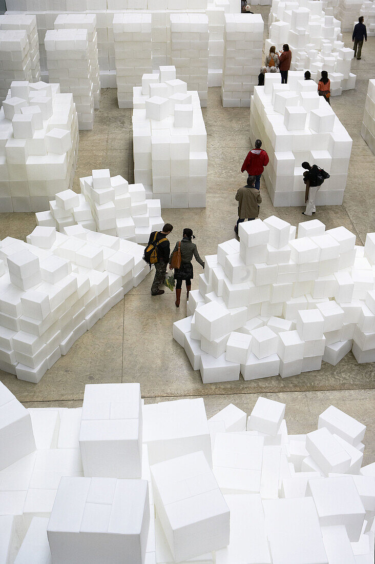 Embankment, von Rachel Whiteread, The Unilever Series, Turbine Hall, Tate Modern, London. England. UK.