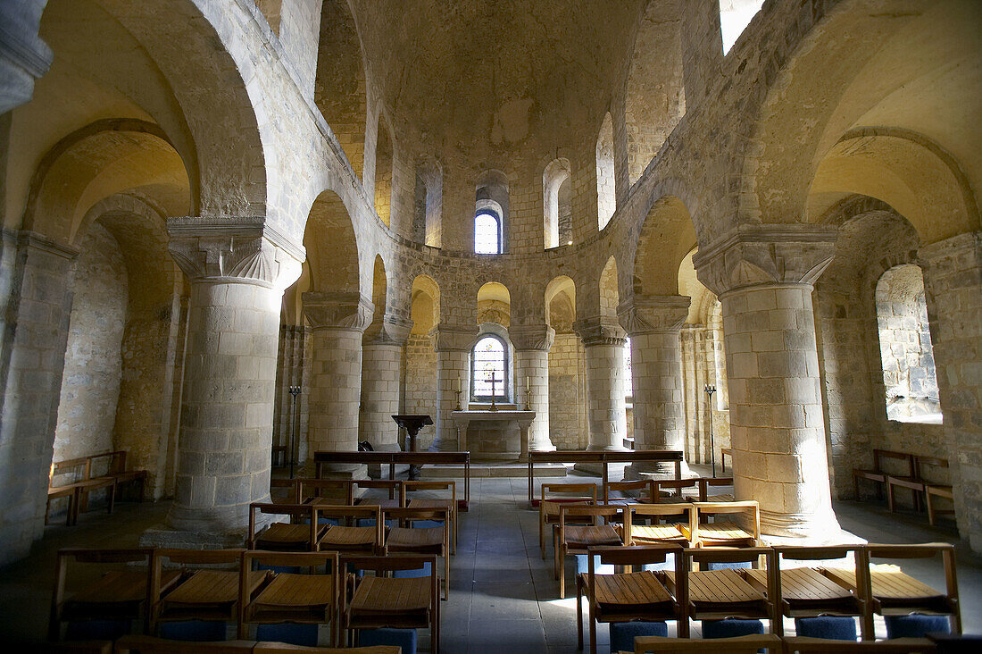 John s Chapel, White Tower, Tower of London, London. England, UK