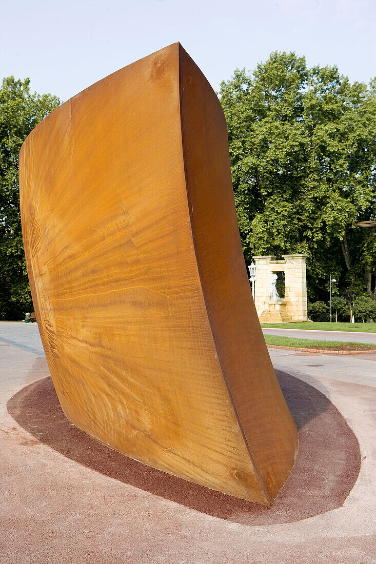 Neue Union von Richard Serra. Museo de Bellas Artes, Bilbao, Bizkaia, Euskadi. Spanien.