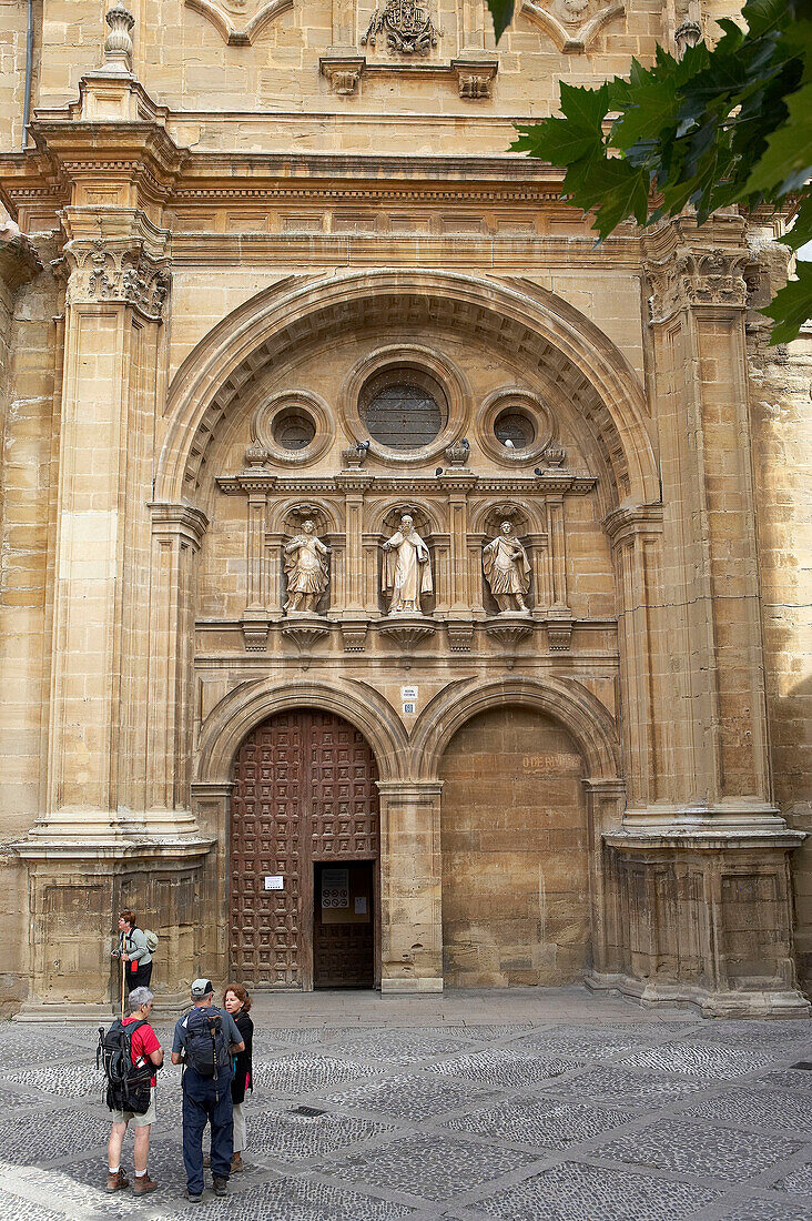 Weg nach Santiago. Plaza del Santo, Kathedrale, Santo Domingo de la Calzada, La Rioja. Spanien.