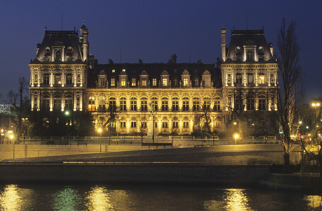 Hôtel de Ville, City Hall building. Paris. France.