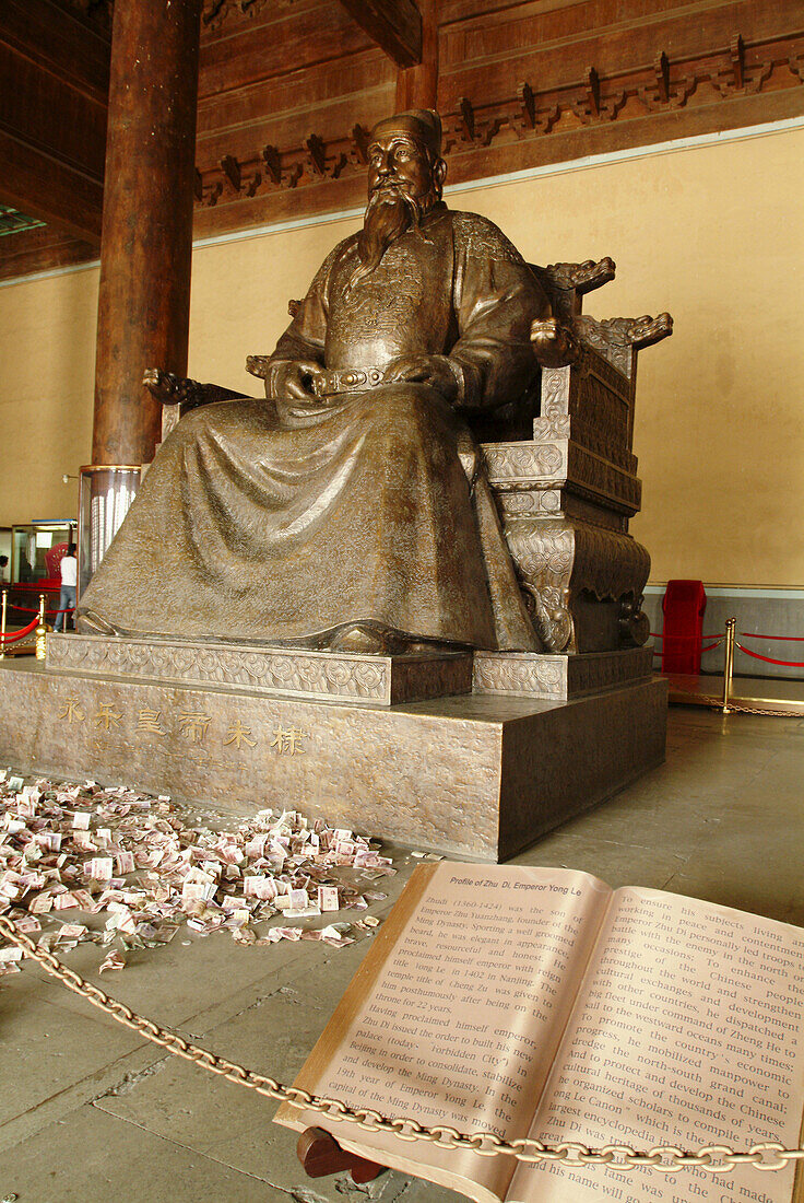 Ming tombs (Shisanling), statue of Emperor Yongle in Hall of Eminent Flowers. China