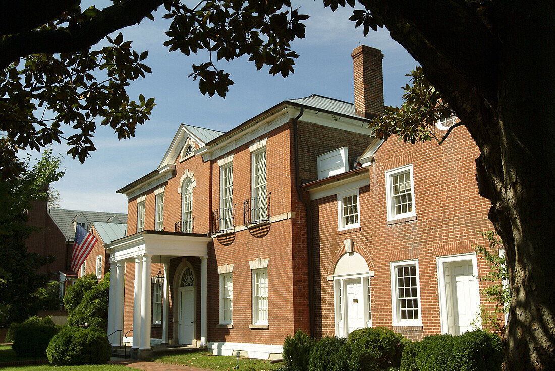 Colonial Revival, Dumbarton House. Georgetown, Washington DC. USA.