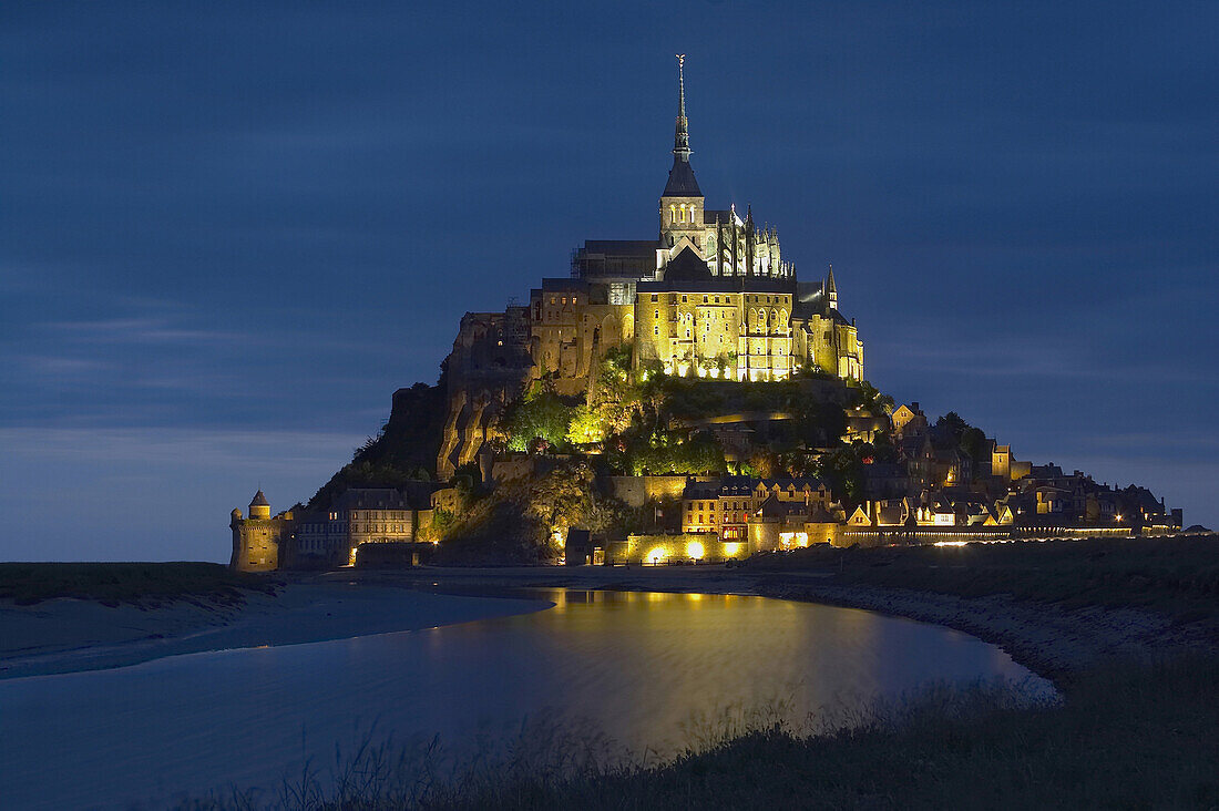 Klosterinsel le Mont St-Michel am Abend, Baie du Mont St-Michel, Normandie, Dept. Manche, Frankreich, Europa