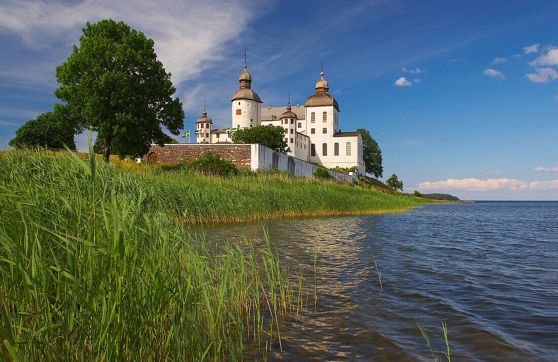 Castle of Laeckoe at the lake Vaenern near Lidkoeping, Vaestergoetland, southern Sweden