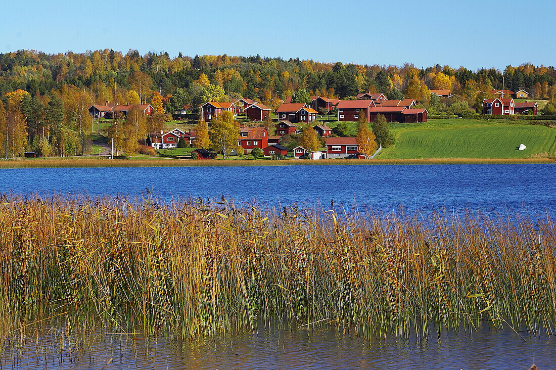 Herbst in Leksand am Siljansee, Dalarna, Mittelschweden