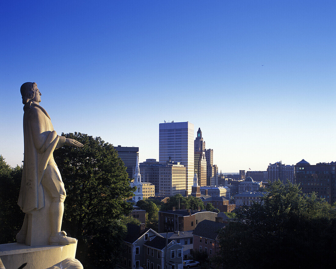 Roger Williams grave, Downtown skyline, Providence, Rhode Island , USA