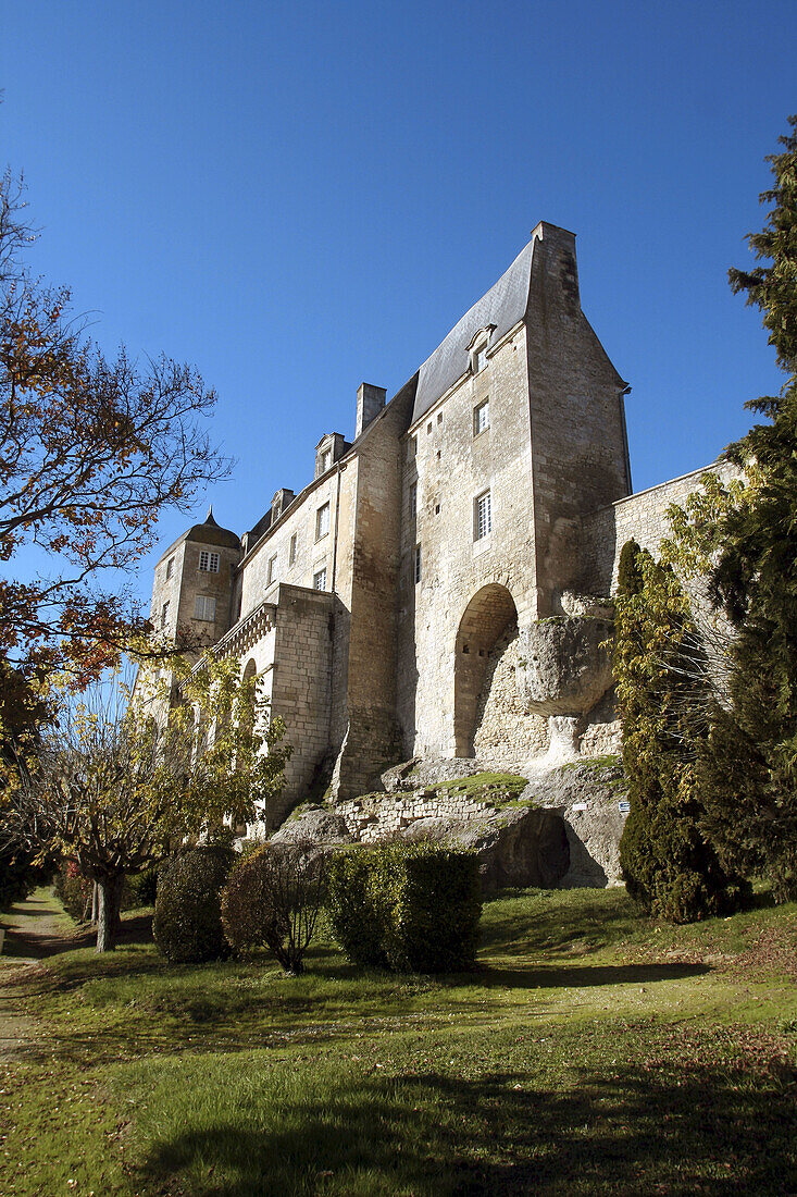 Castle, Pons. Poitou-Charentes, France