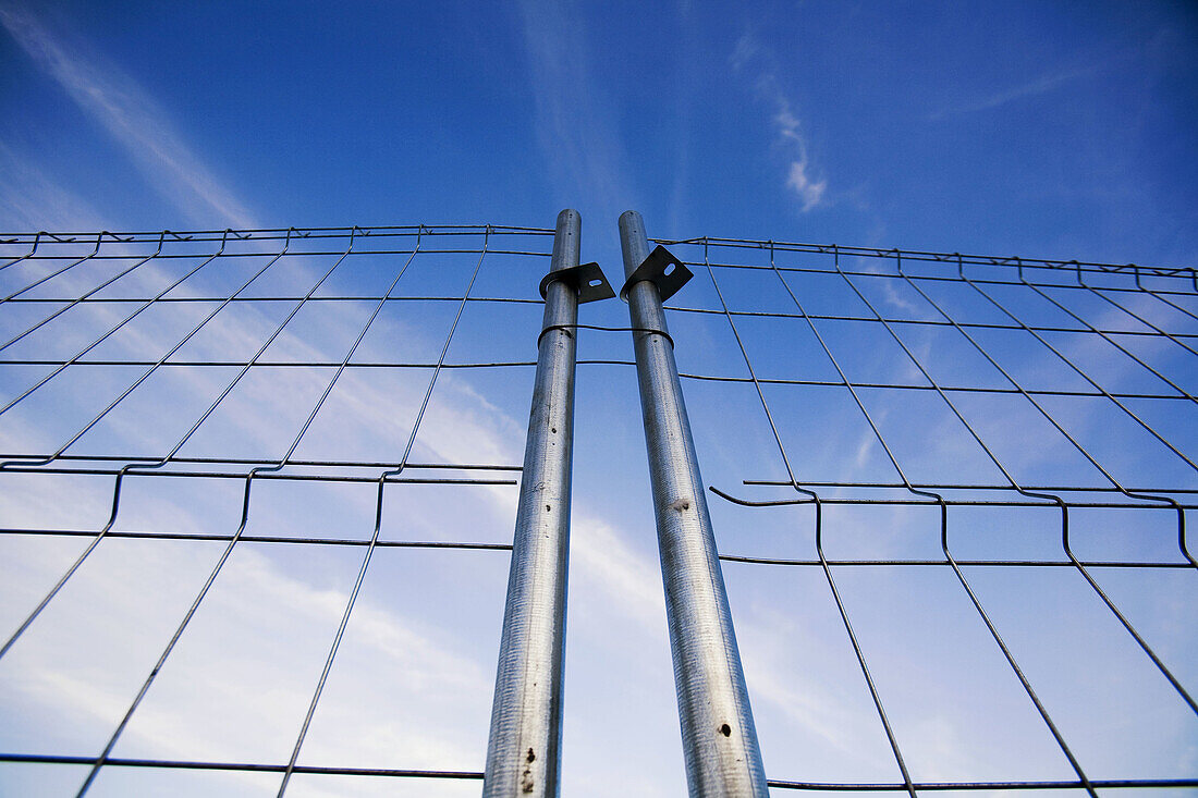  Access, Barrier, Blockade, Blue, Blue sky, Close up, Close-up, Closed, Closeup, Color, Colour, Concept, Concepts, Daytime, Detail, Details, Exterior, Fence, Fences, Frustrate, Frustration, Hindrance, Horizontal, Hurdle, Impediment, Locked, Low angle view