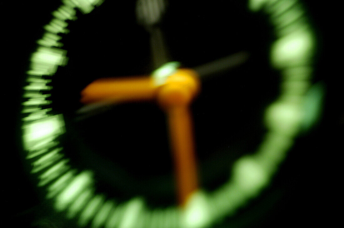  Blurred, Clock, Clocks, Close up, Close-up, Closeup, Color, Colour, Concept, Concepts, Dark, Darkness, Hand, Hands, Horizontal, Illuminated, Illumination, Indoor, Indoors, Interior, Measure, Measurement, Measures, Measuring, Object, Objects, Point, Point