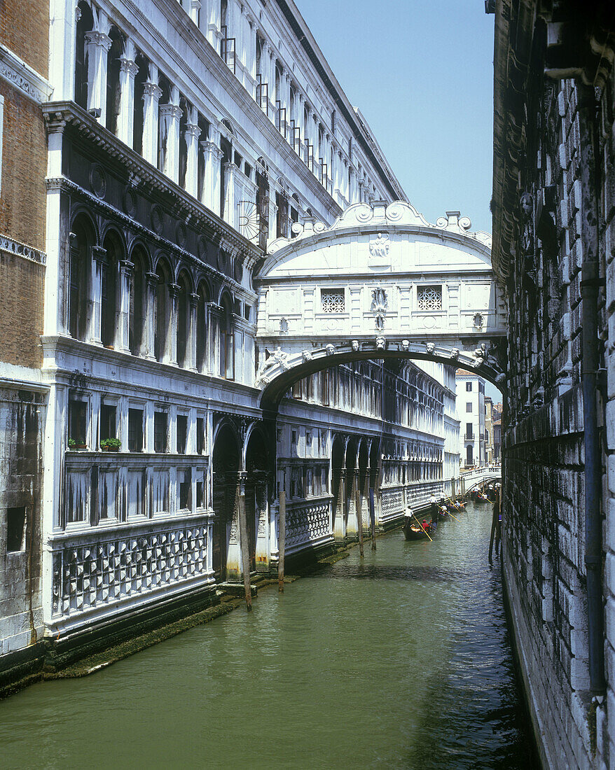 Gondolas, Bridge of sighs, Venice, Italy.