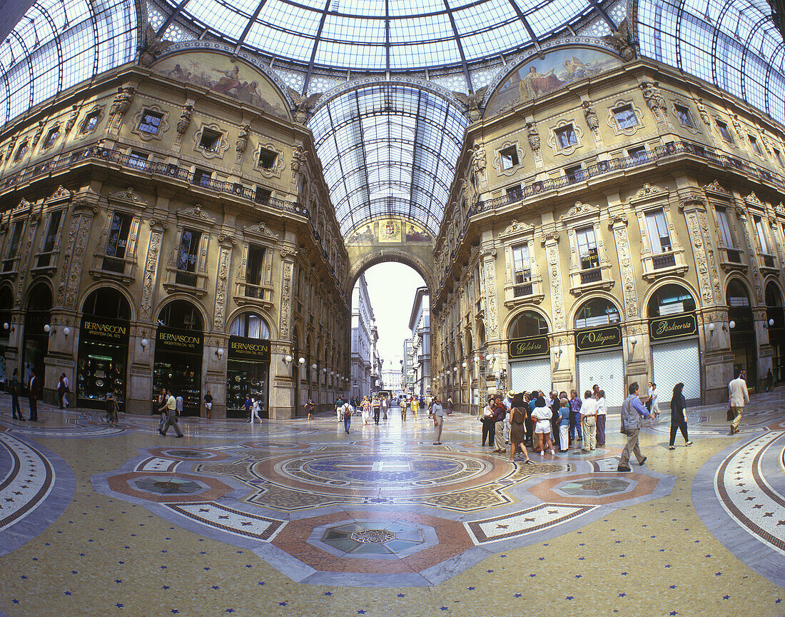 Galleria vittorio emanuele ii, Milan, Italy.