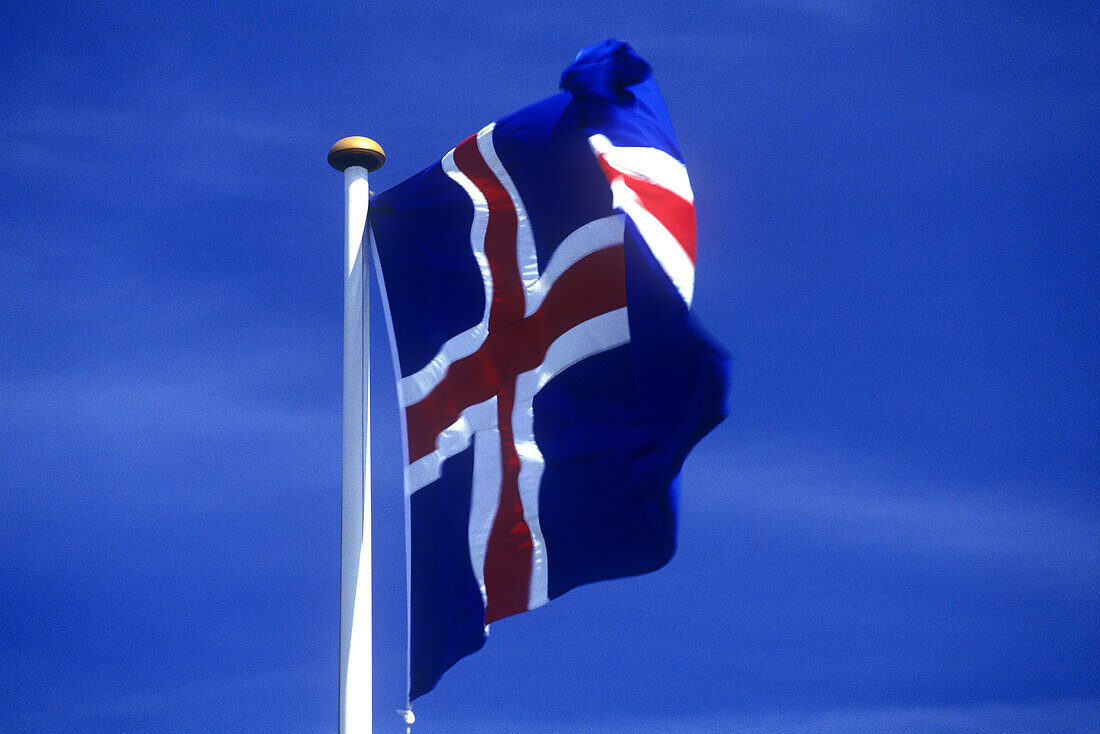 Flag: iceland.