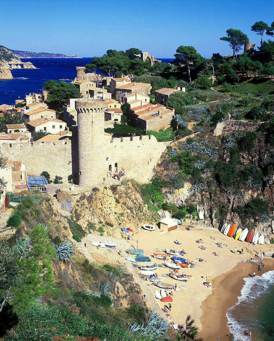 Castle, tossa de mar, Costa brava coastline, Catalunya, Spain.