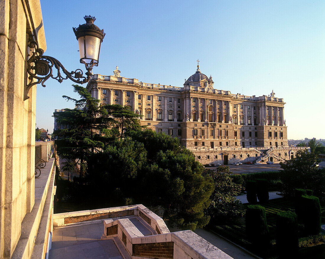 Juardines sabatini, Palacio real, Madrid, Spain.