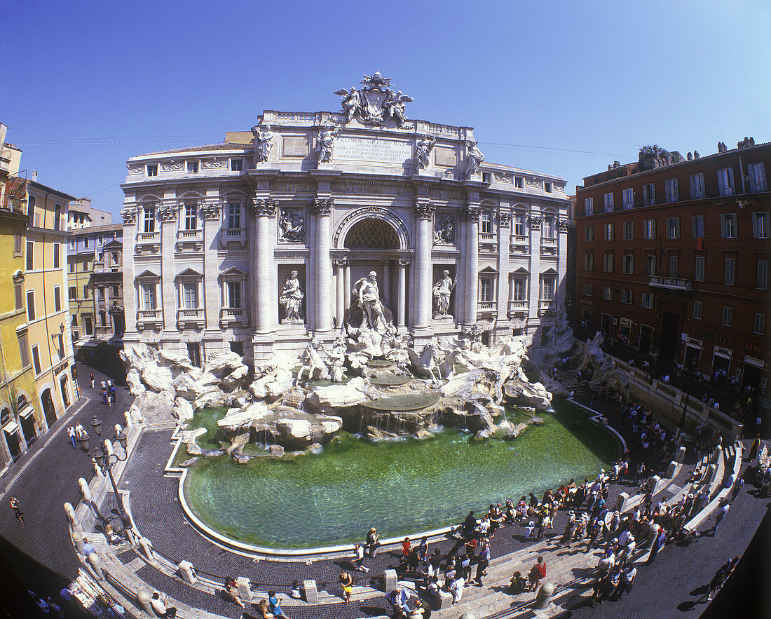 Trevi fountain, Rome italy.