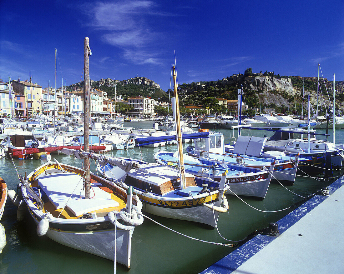 Old port, Cassis, Calanques, Provence, France.