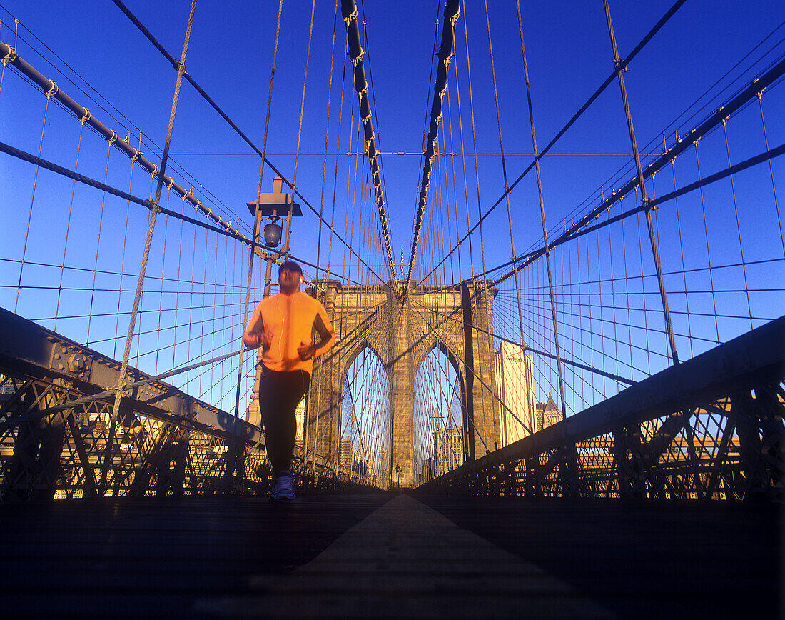 Brooklyn bridge, Downtown skyline, Manhattan, New York, USA