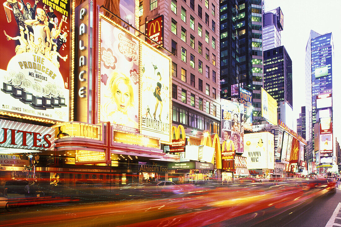 Times square, Midtown, Manhattan, New York, USA