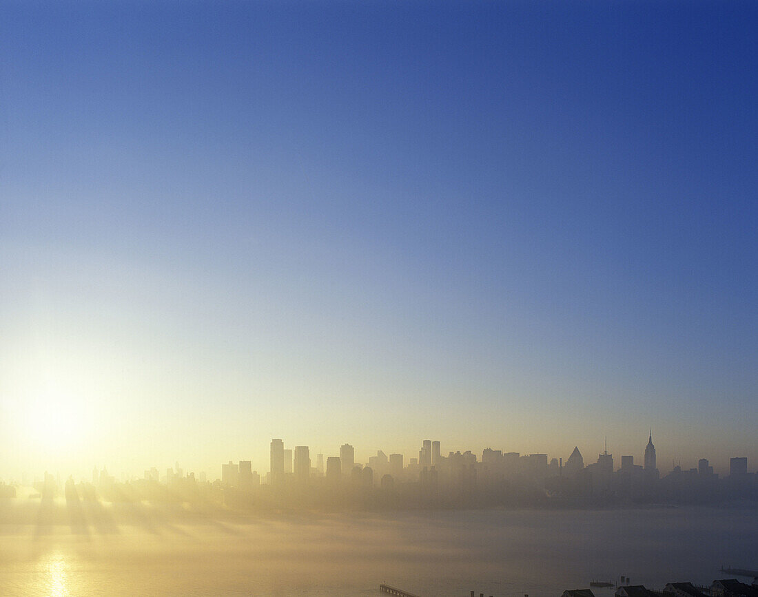 Midtown skyline, Manhattan, New York, USA