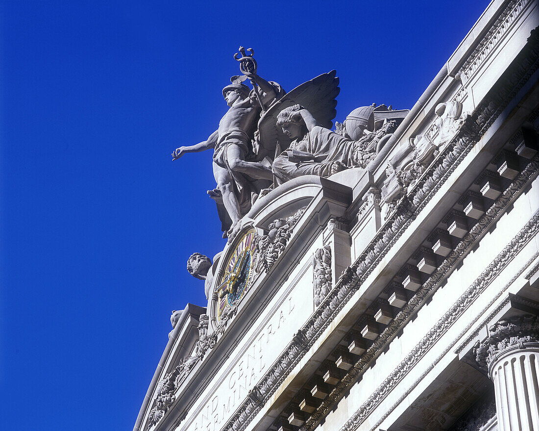 Mercury statue, Clock, Grand central terminal, Manhattan, New York, USA