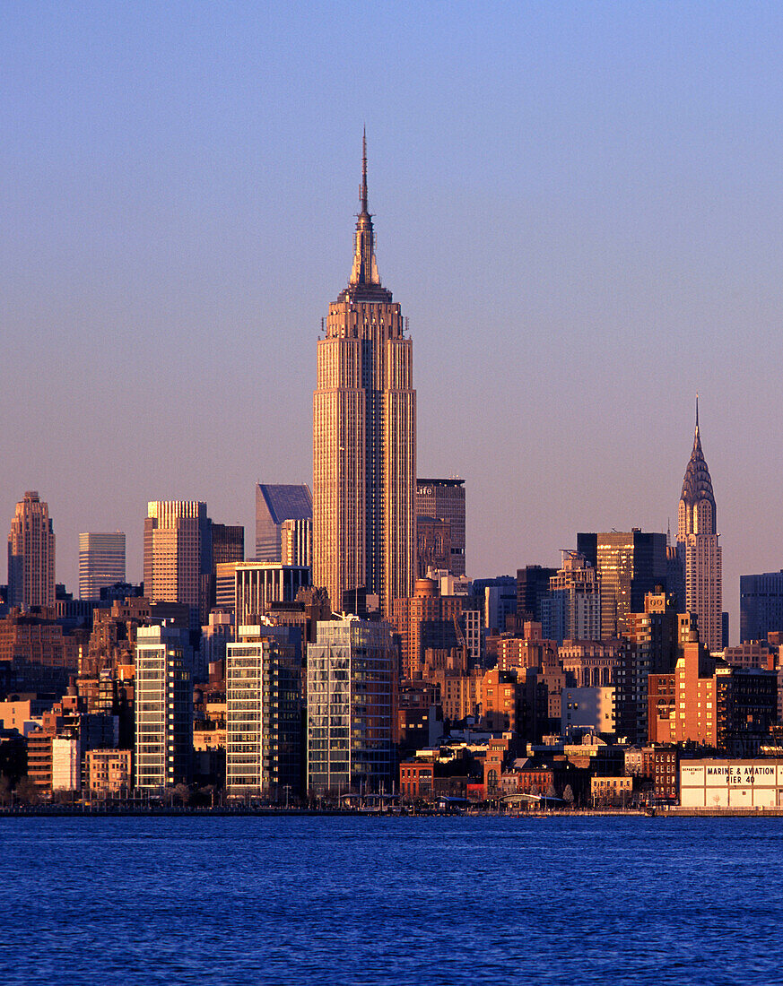 Empire State Building, Midtown skyline, Manhattan, New York, USA