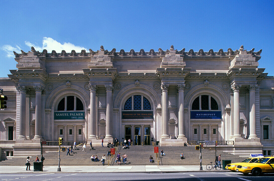 Metropolitan Museum of Art, Fifth Avenue, Manhattan, New York, USA