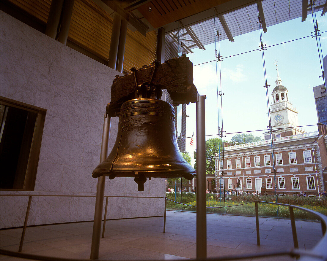 Liberty bell, Liberty bell Center, Philadelphia, Pennsylvania, USA