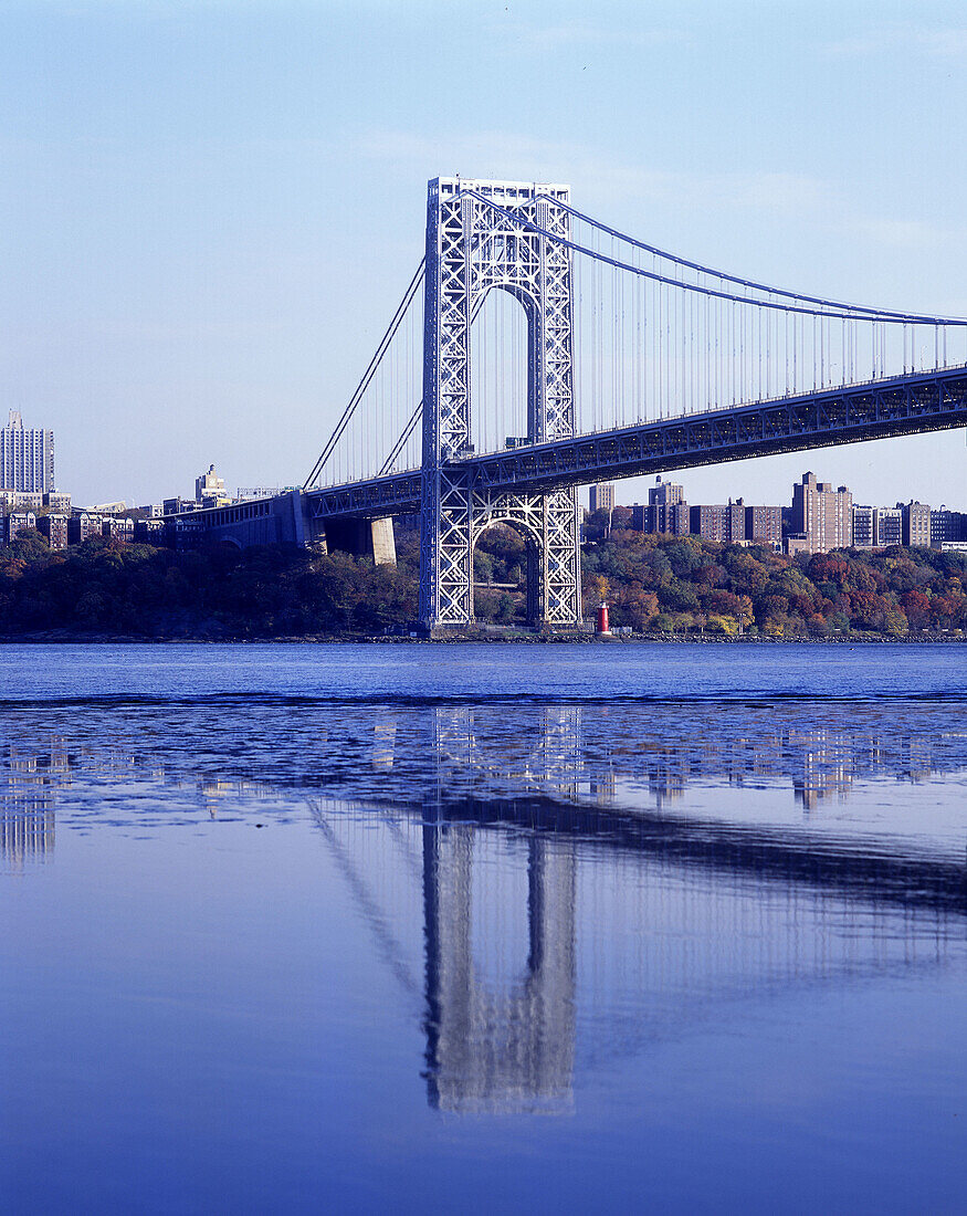 George washington bridge, Hudson river, Manhattan, New York, USA