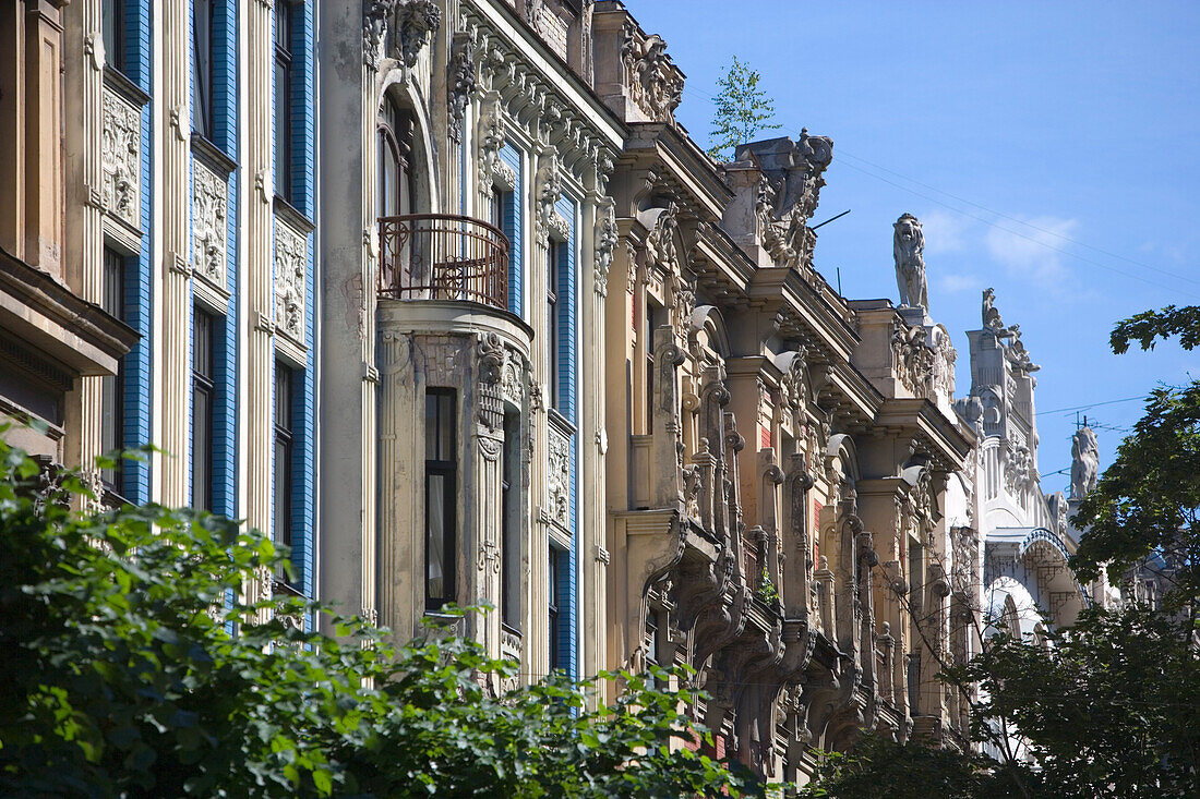 Jugendstil-Fassaden in der Alberta Strasse