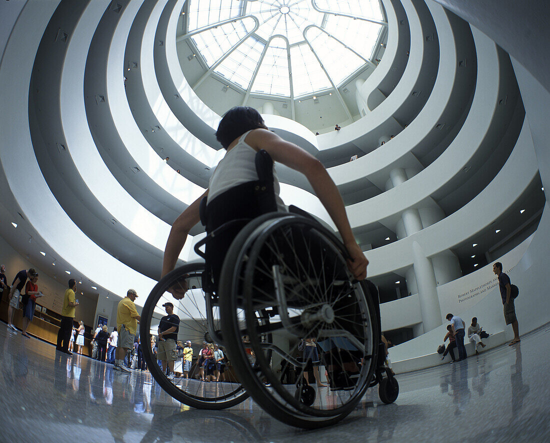 Rotunda, Guggenheim museum, 5th Avenue, Manhattan, New York, USA