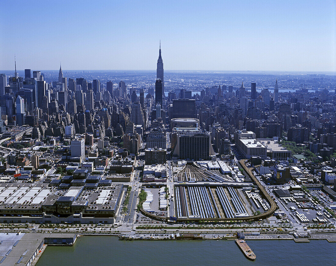 Hudson yards, Midtown skyline, Manhattan, New York, USA