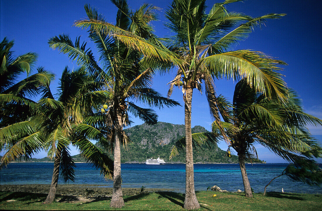 Die Insel Sawi-I-Lau und die Blaue Lagune von Yasawa Island aus gesehen, Yasawa Gruppe, Fidschi, Südsee